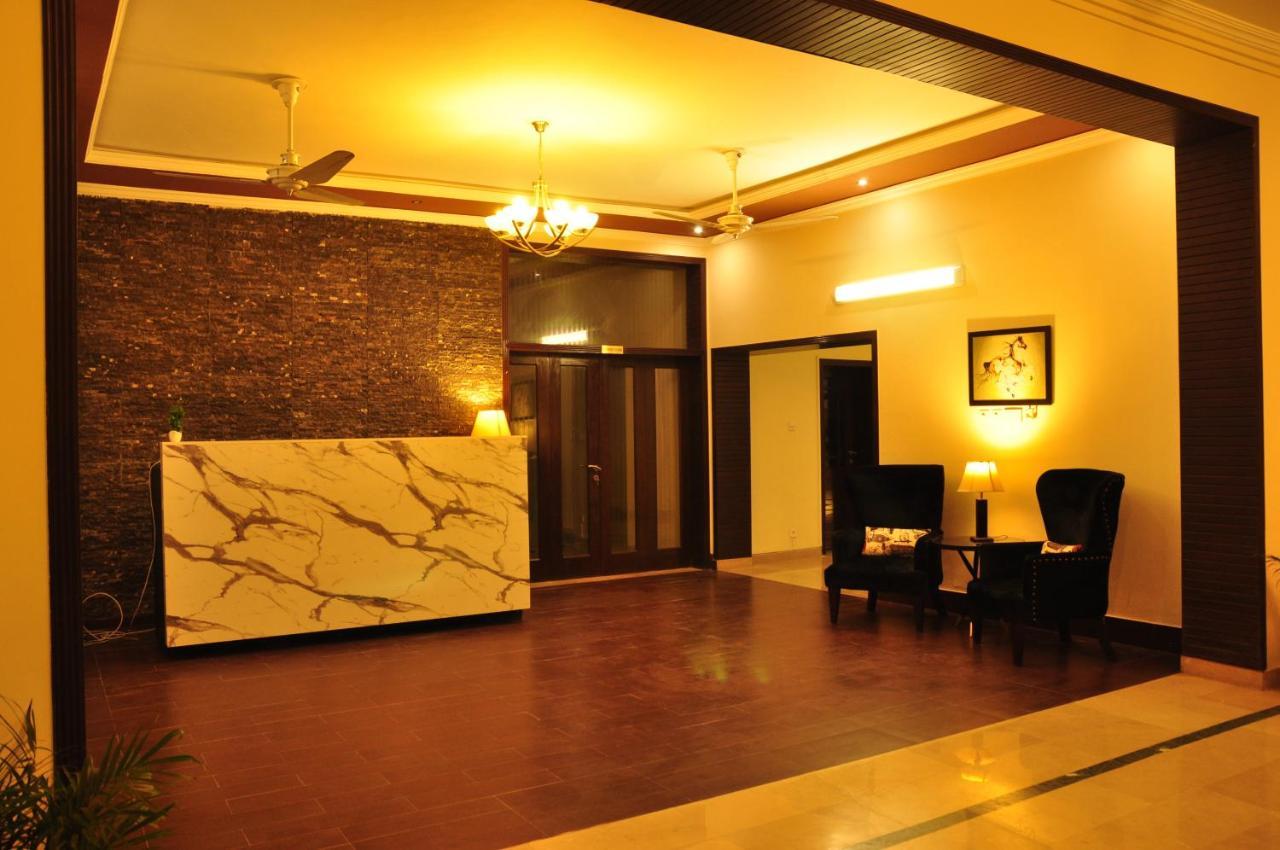 Reina Boutique Hotel - G6/3 이슬라마바드 외부 사진