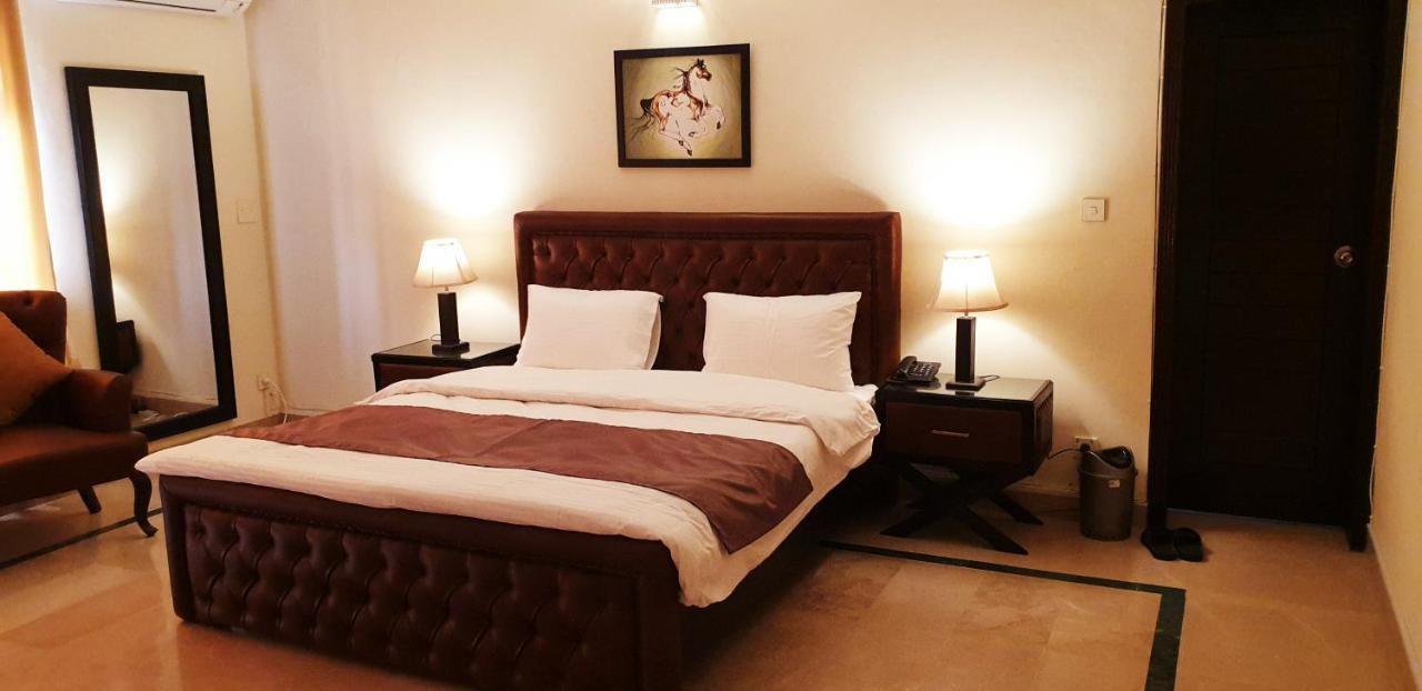 Reina Boutique Hotel - G6/3 이슬라마바드 외부 사진